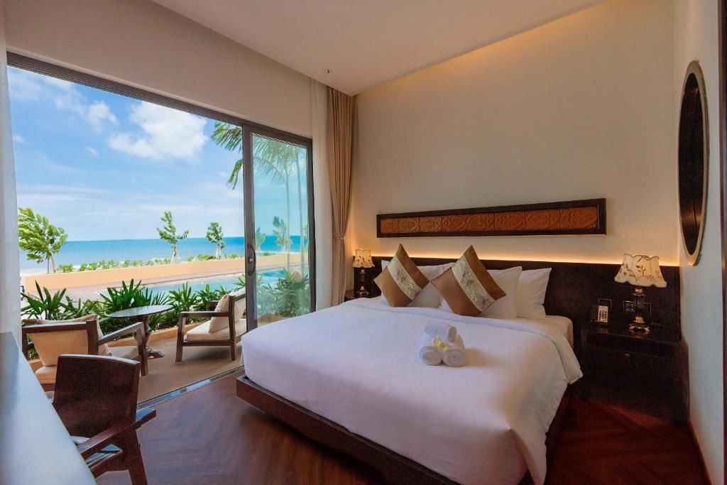 rooms-oceanfront-king-retreat-child-without-extra-bed