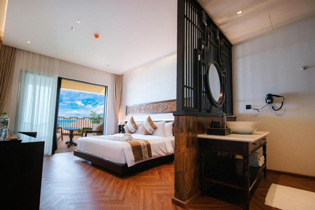 rooms-family-ocean-retreat