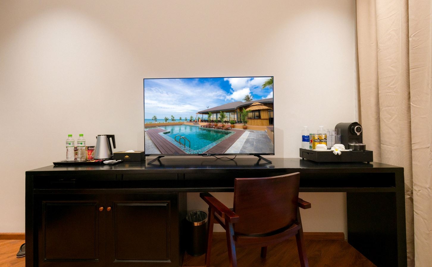 rooms-oceanfront-king-retreat