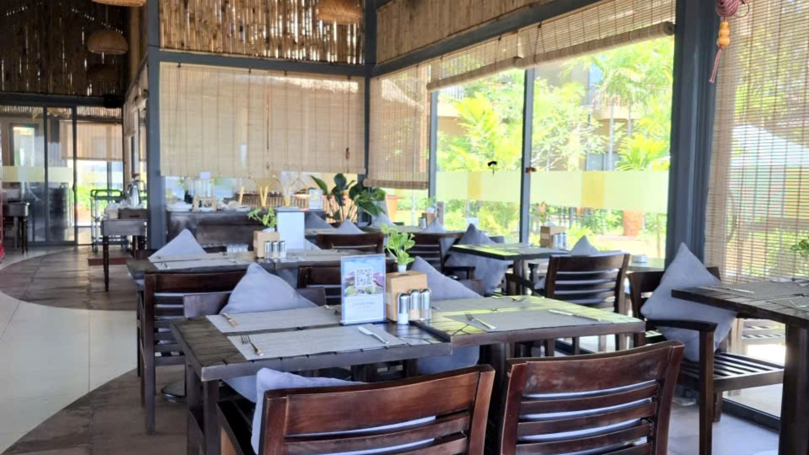 restaurants-pandora-ocean-breeze