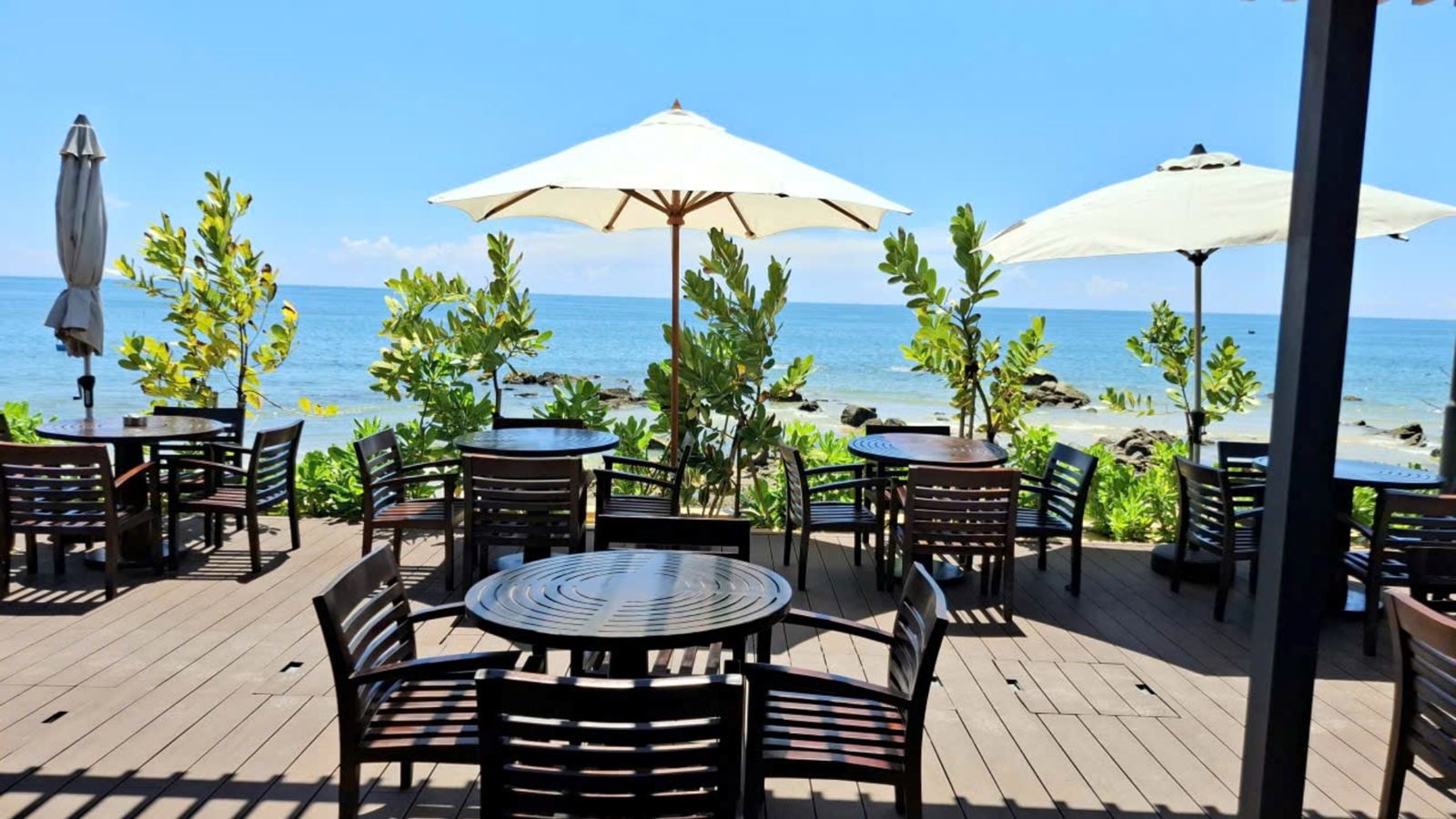 restaurants-pandora-ocean-breeze