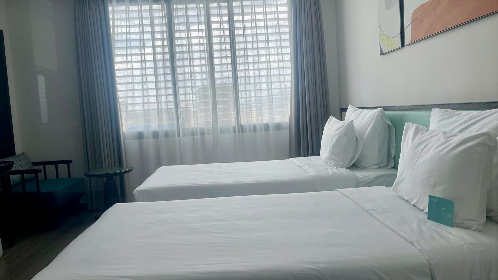 rooms-deluxe-room-city-view-child-without-extra-bed