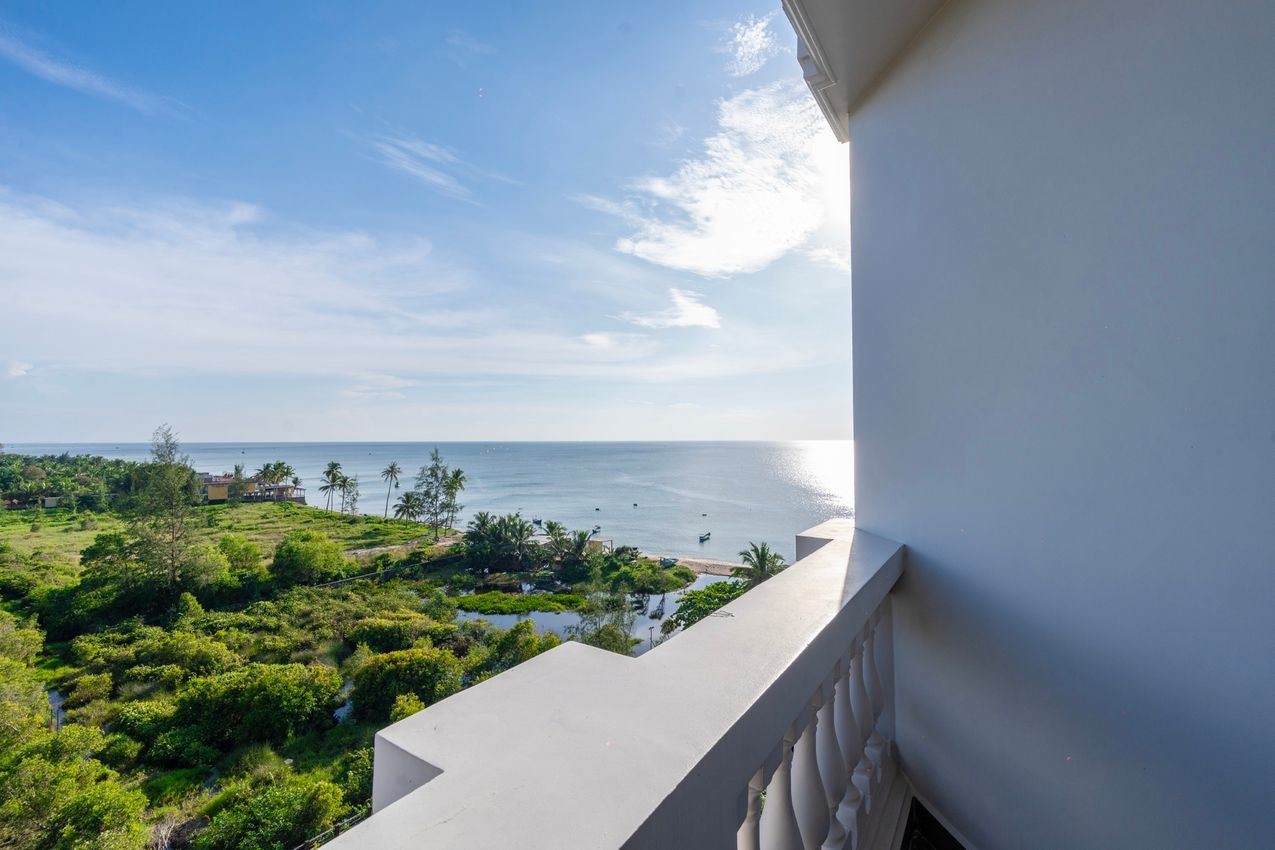 rooms-deluxe-sea-view