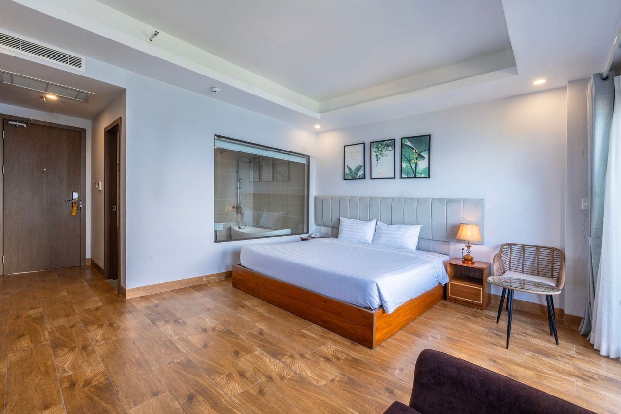 rooms-suite-oceanfront