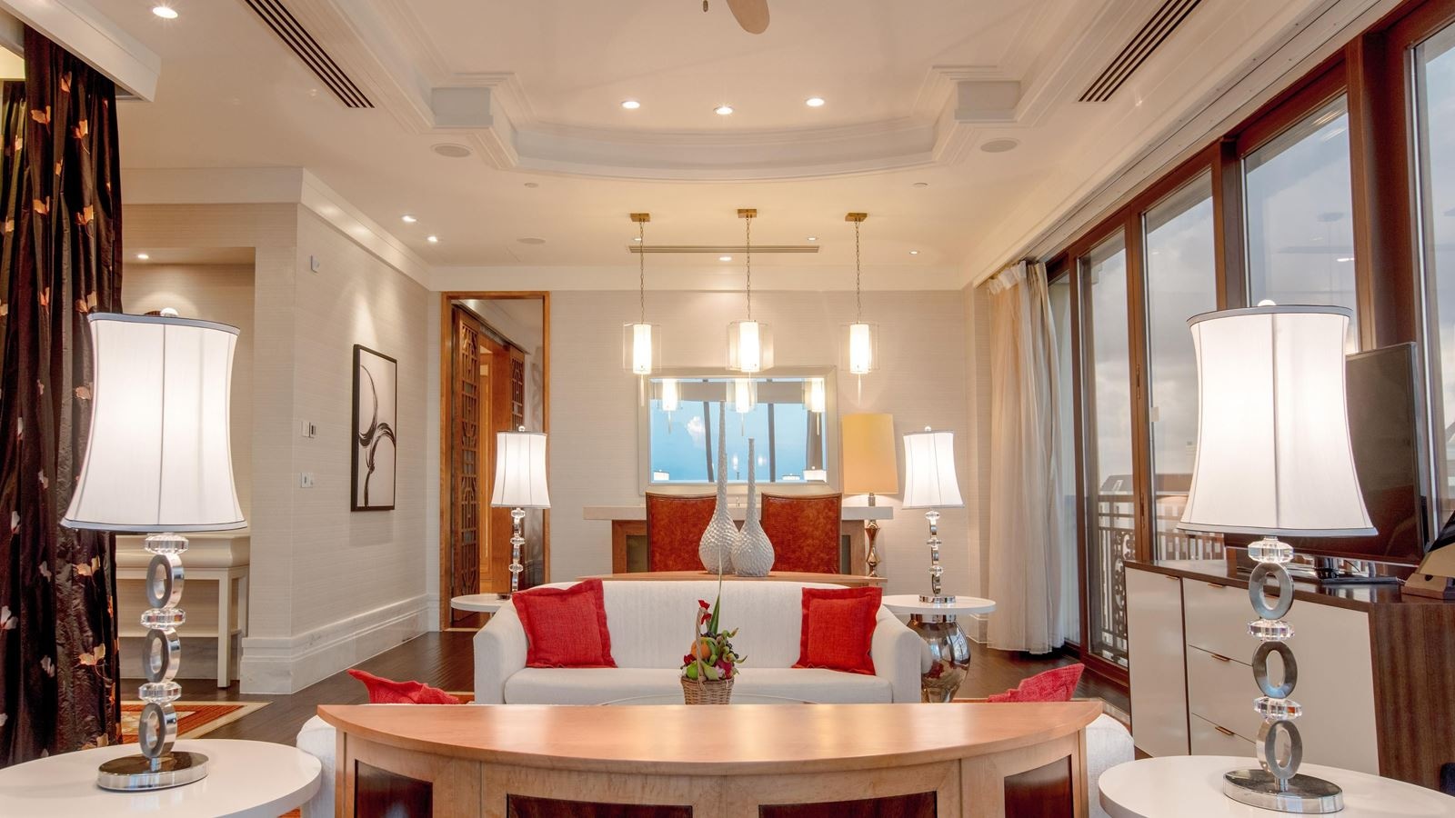 rooms-1bedroom-king-suite-golf-view