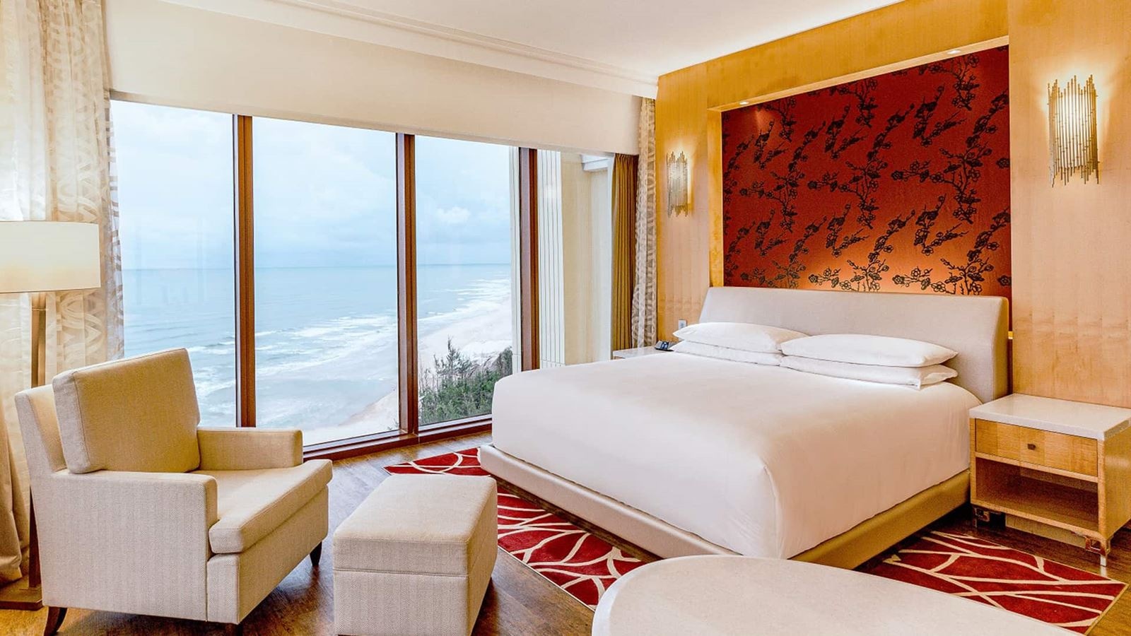 rooms-classic-grand-ocean-kingtwin-room