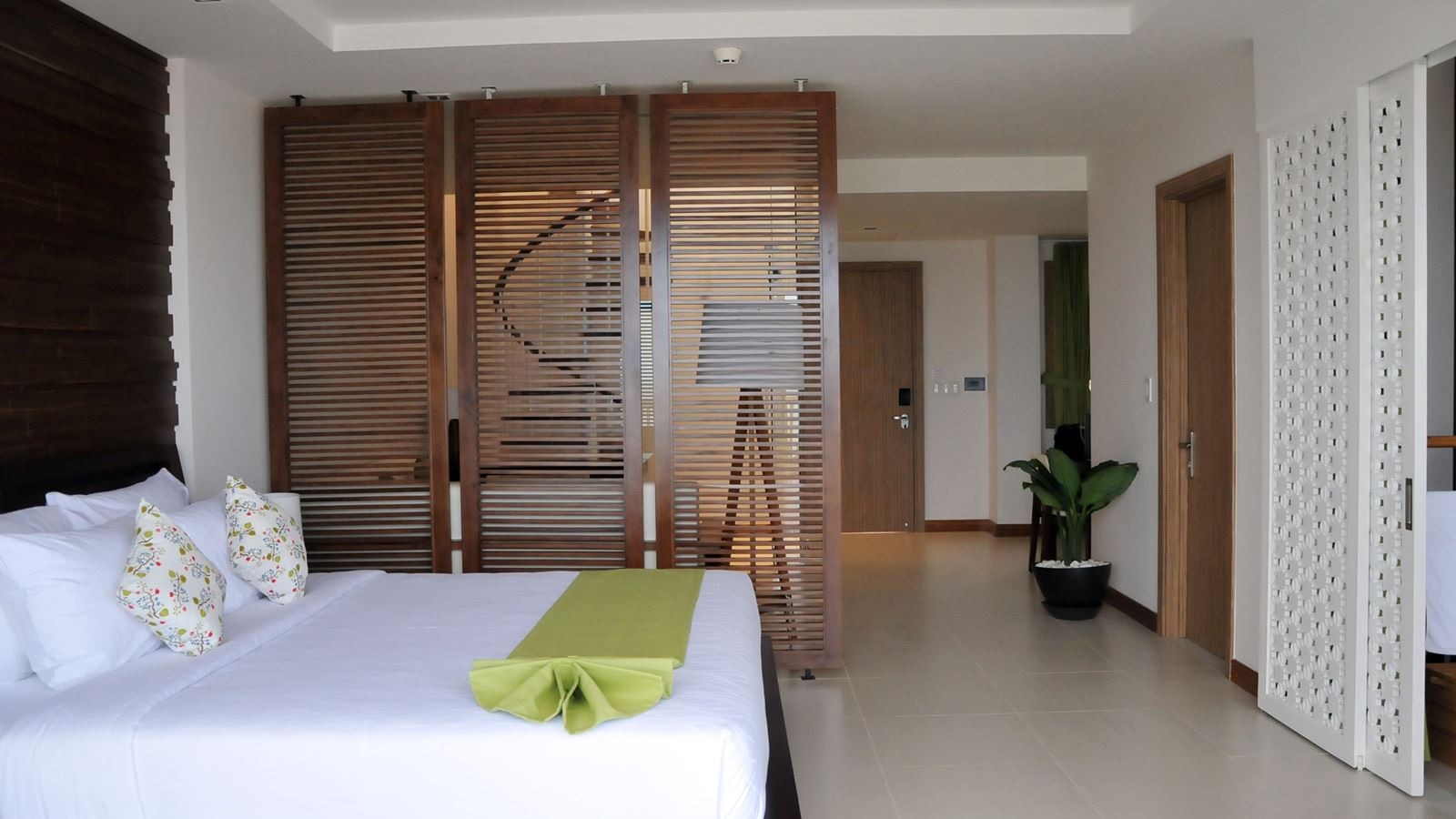 rooms-verde-condo-with-garden-view-child-without-extra-bed