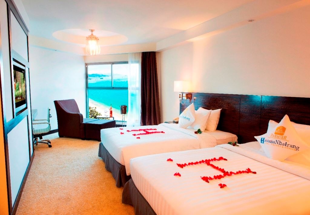 rooms-room-deluxe-ocean-view