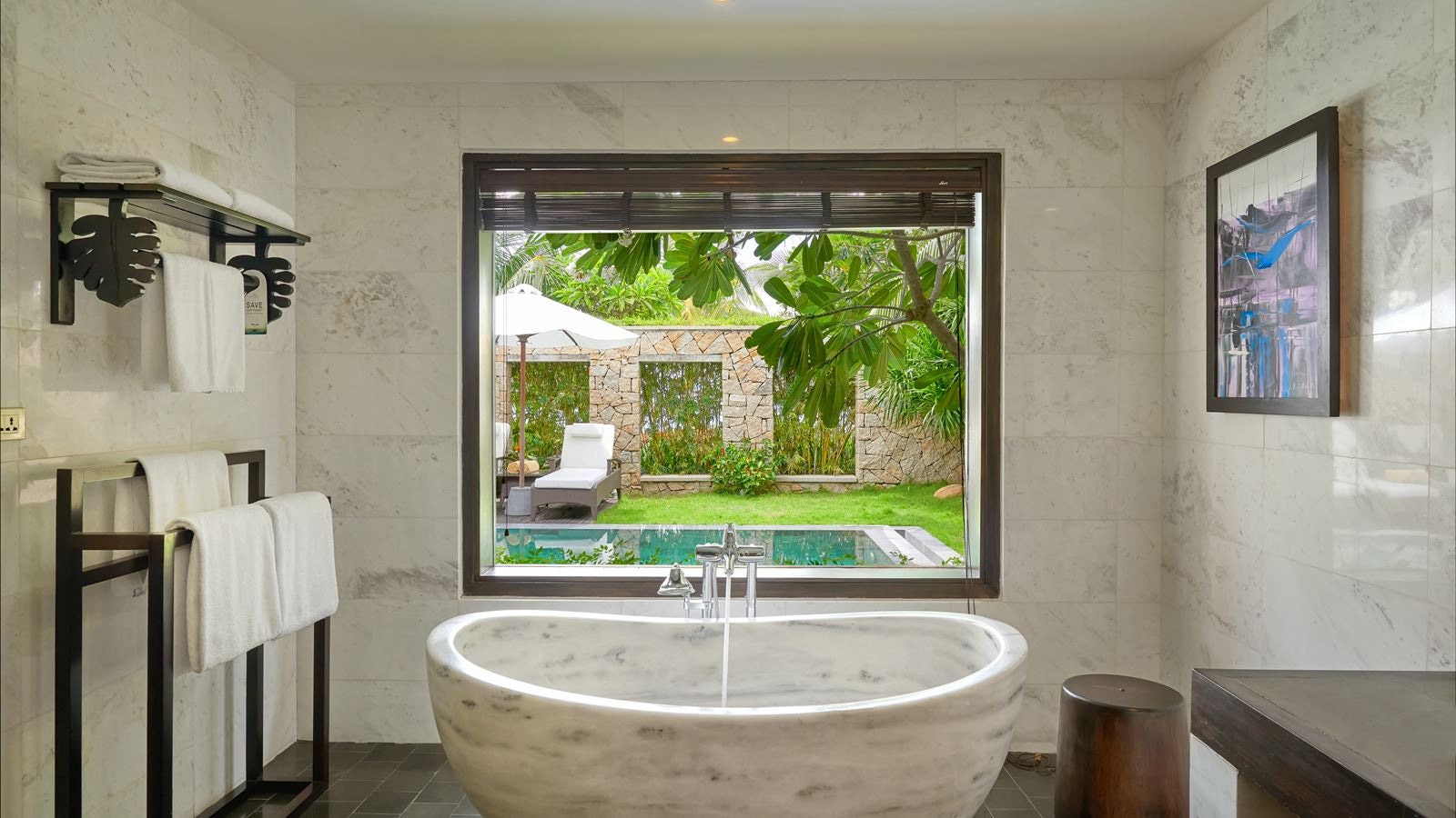 rooms-pool-villa-3-bedroom-oceanview