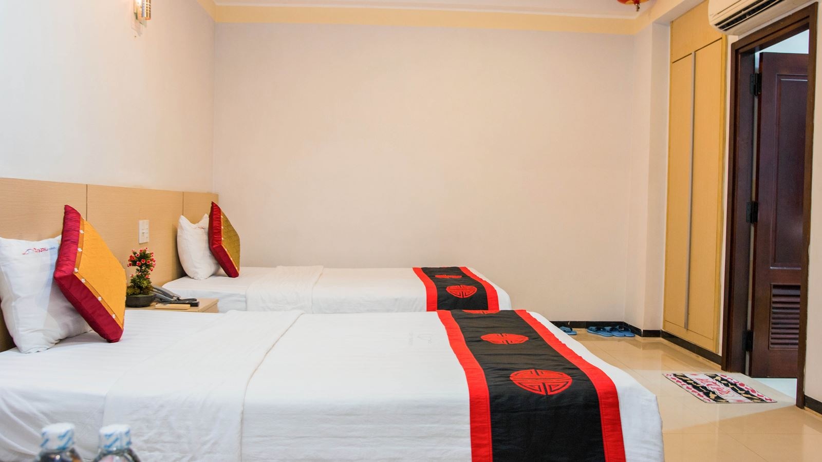 rooms-superior-no-window