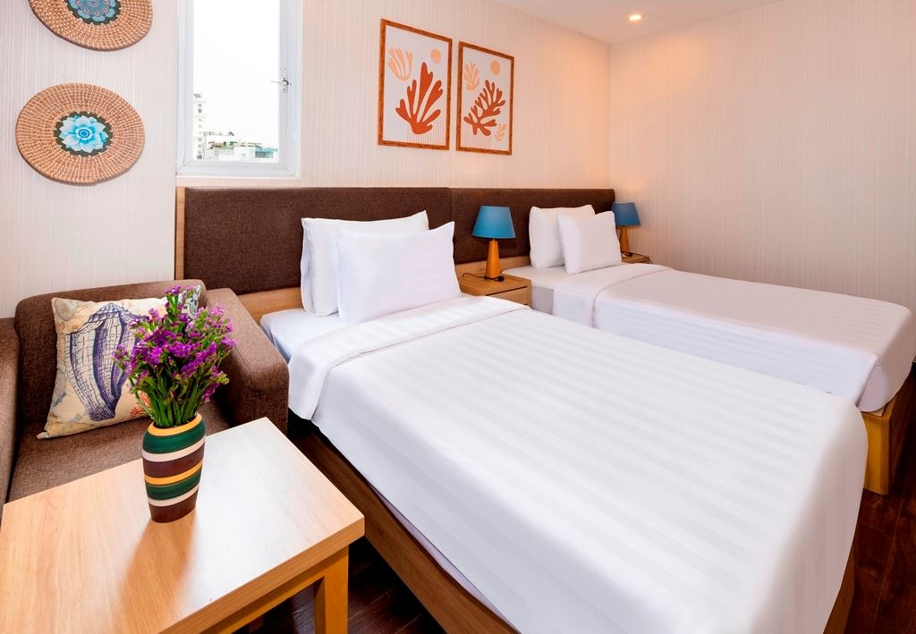 rooms-room-superior-with-window