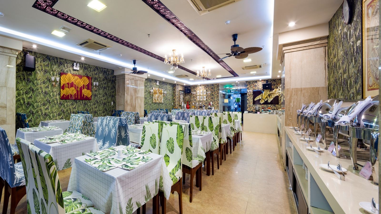 restaurants-restaurant