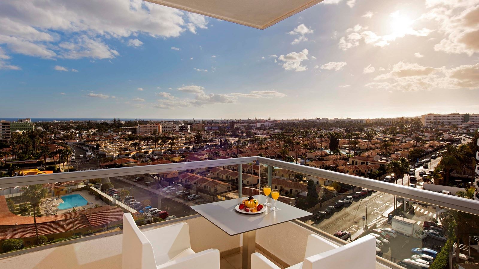 rooms-doble-standard-with-balconydoble-single-use-standard-with-balcony