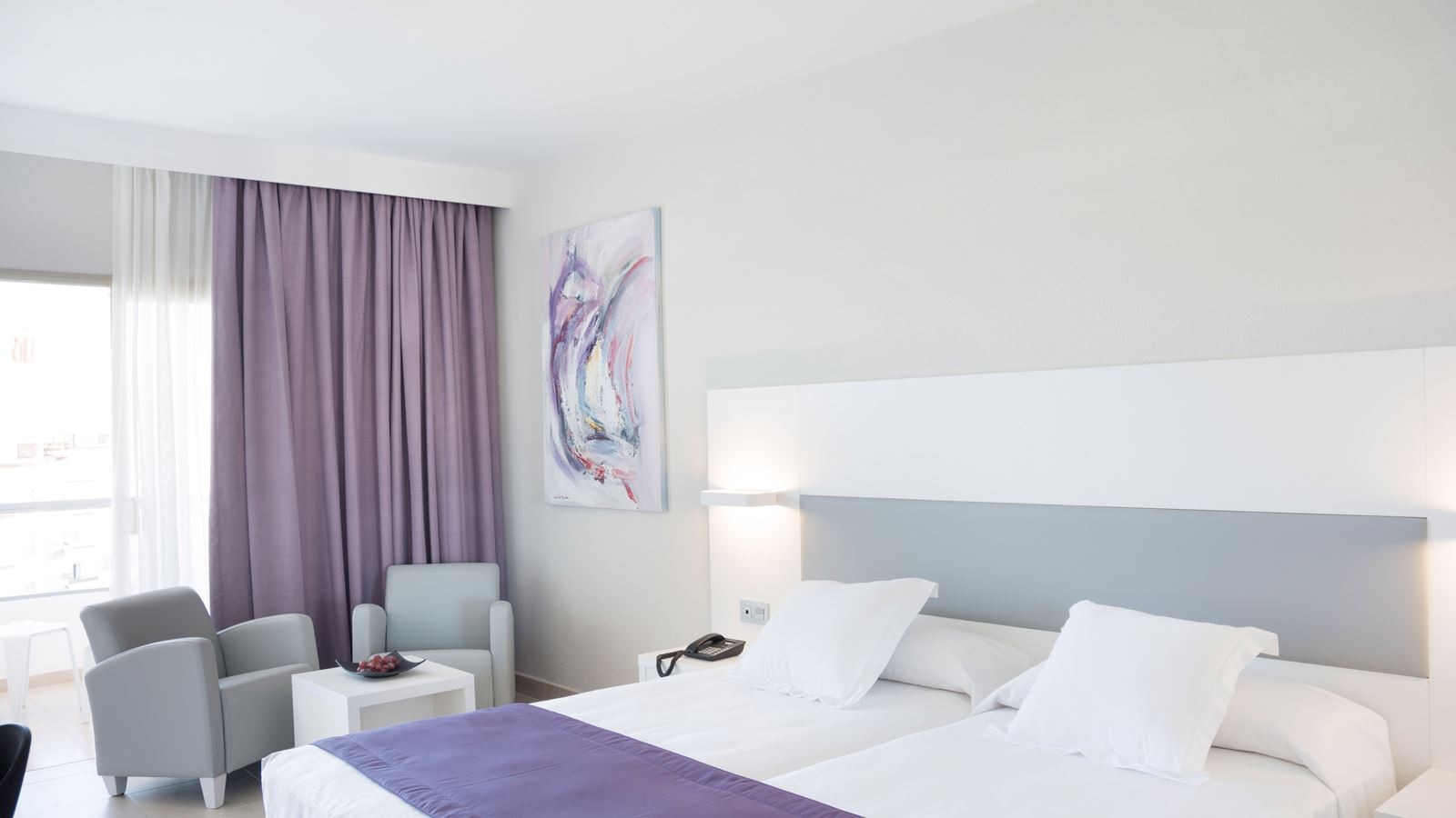 rooms-doble-standard-with-balconydoble-single-use-standard-with-balcony