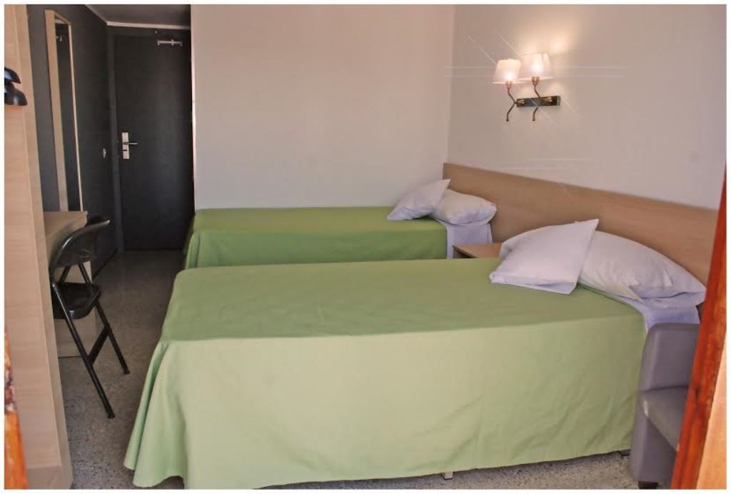 rooms-standard-with-balcony-or-terrace