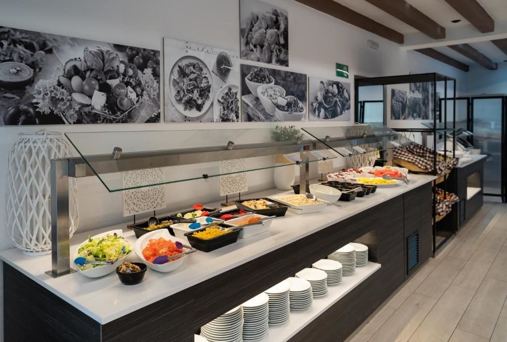 restaurants-restaurants