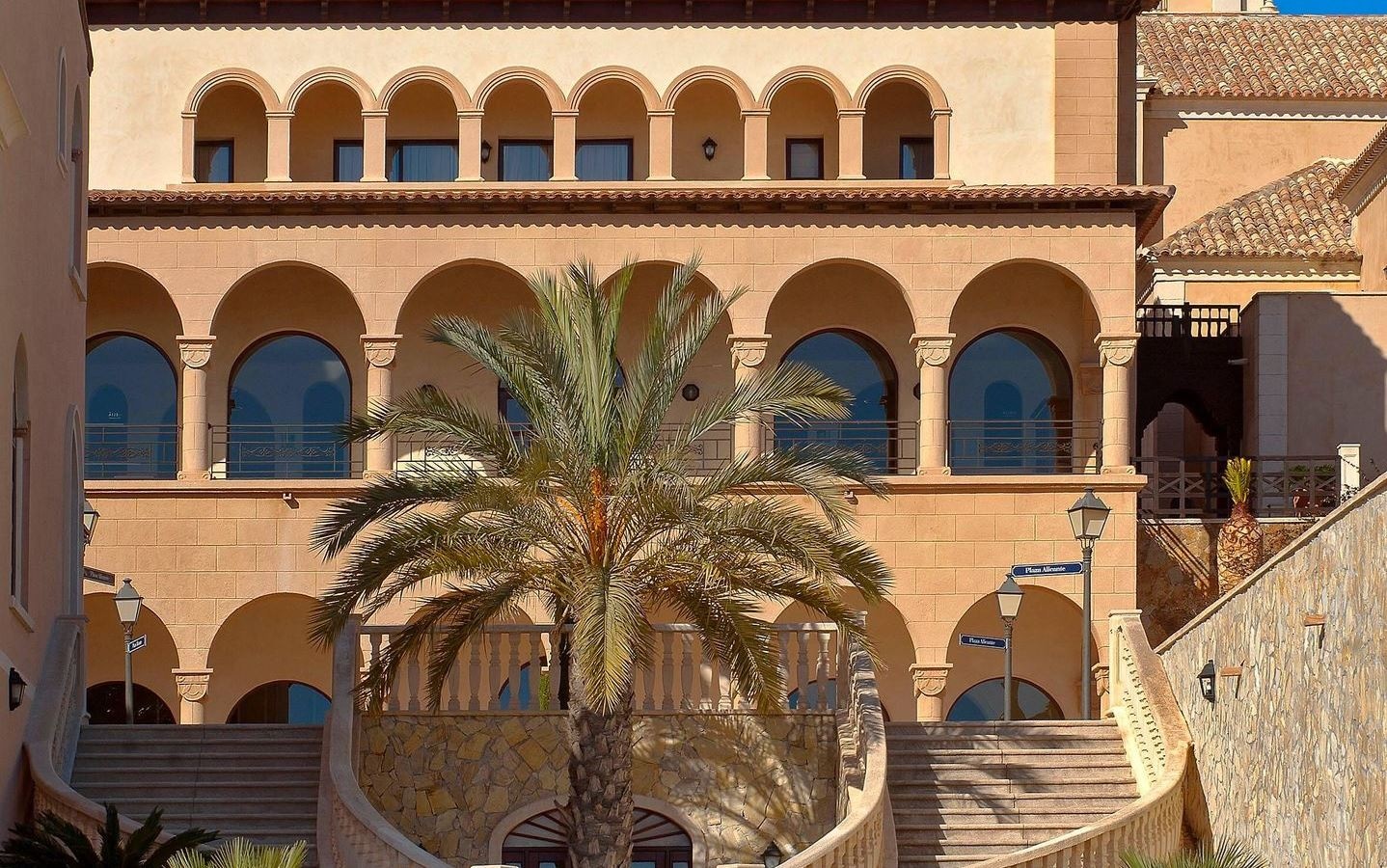 general-main-building