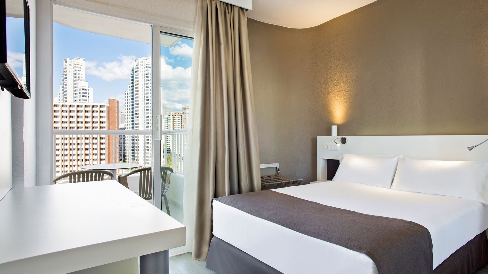 rooms-in--single-room