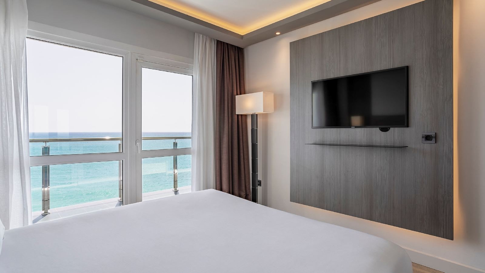 rooms-premium-room-sea-view
