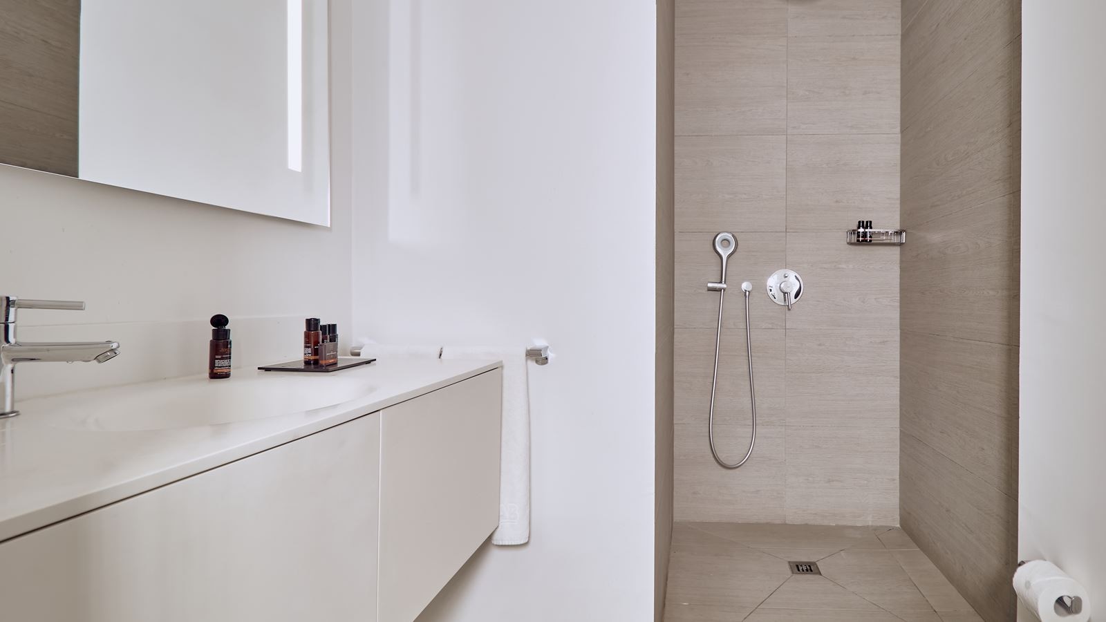 rooms-2-bedroom-suite-with-sea-view-and-private-pool-serenity-rio