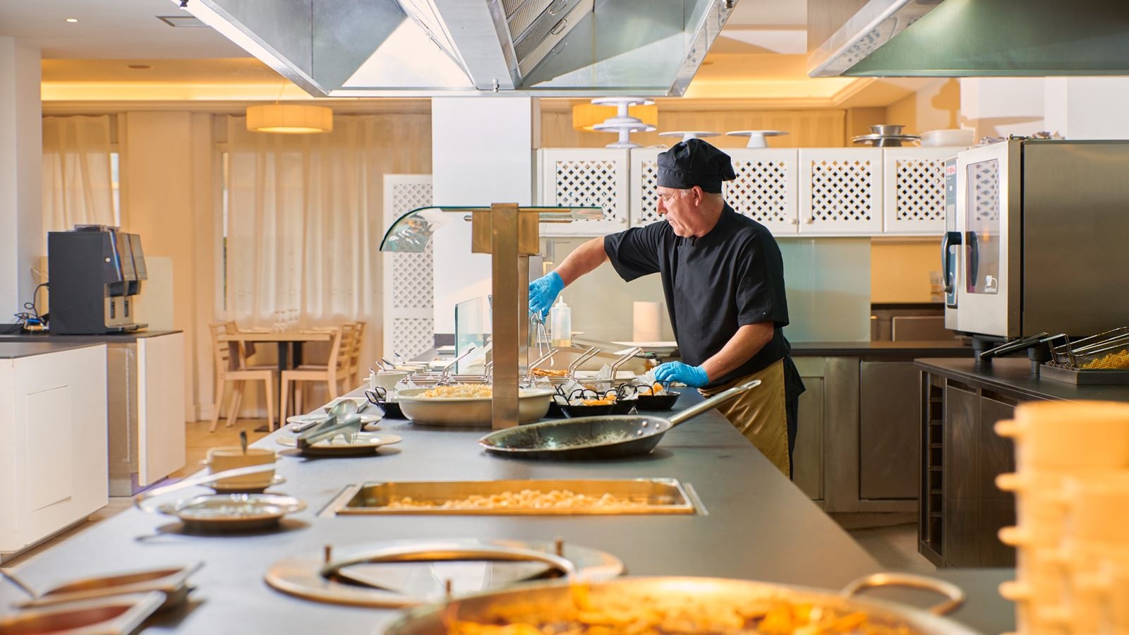 restaurants-restaurants