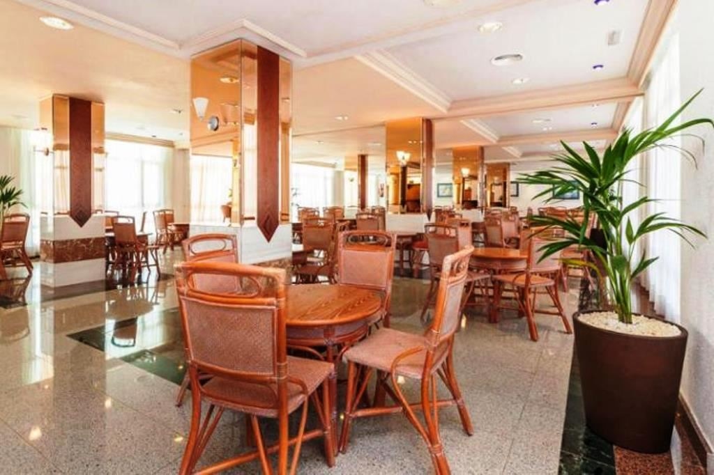 restaurants-main-restaurant