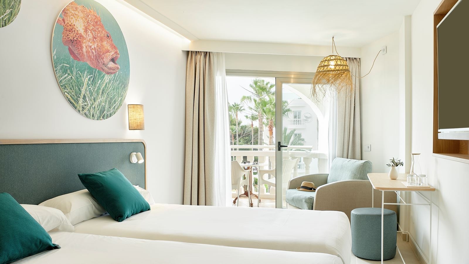 rooms-double-sharing-pool