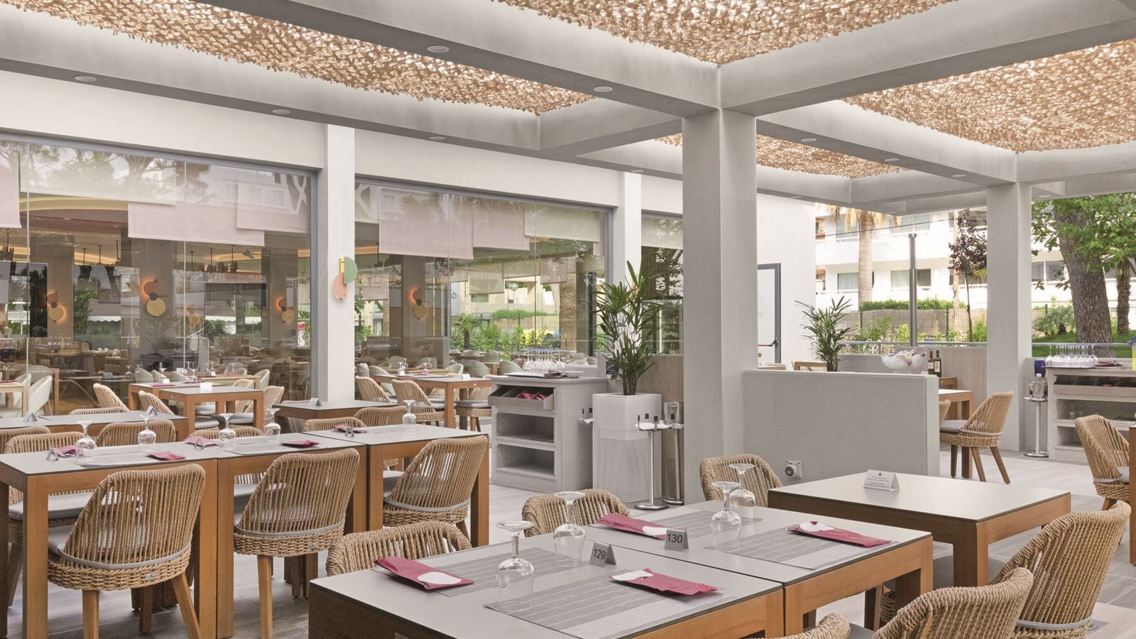 restaurants-main-restaurant