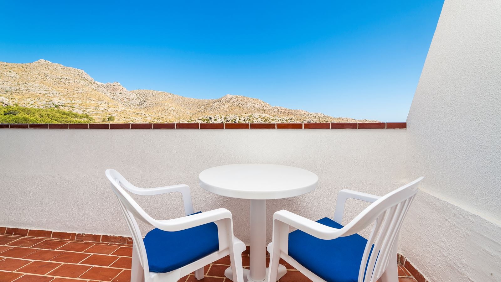 rooms-doble-standard-balcony