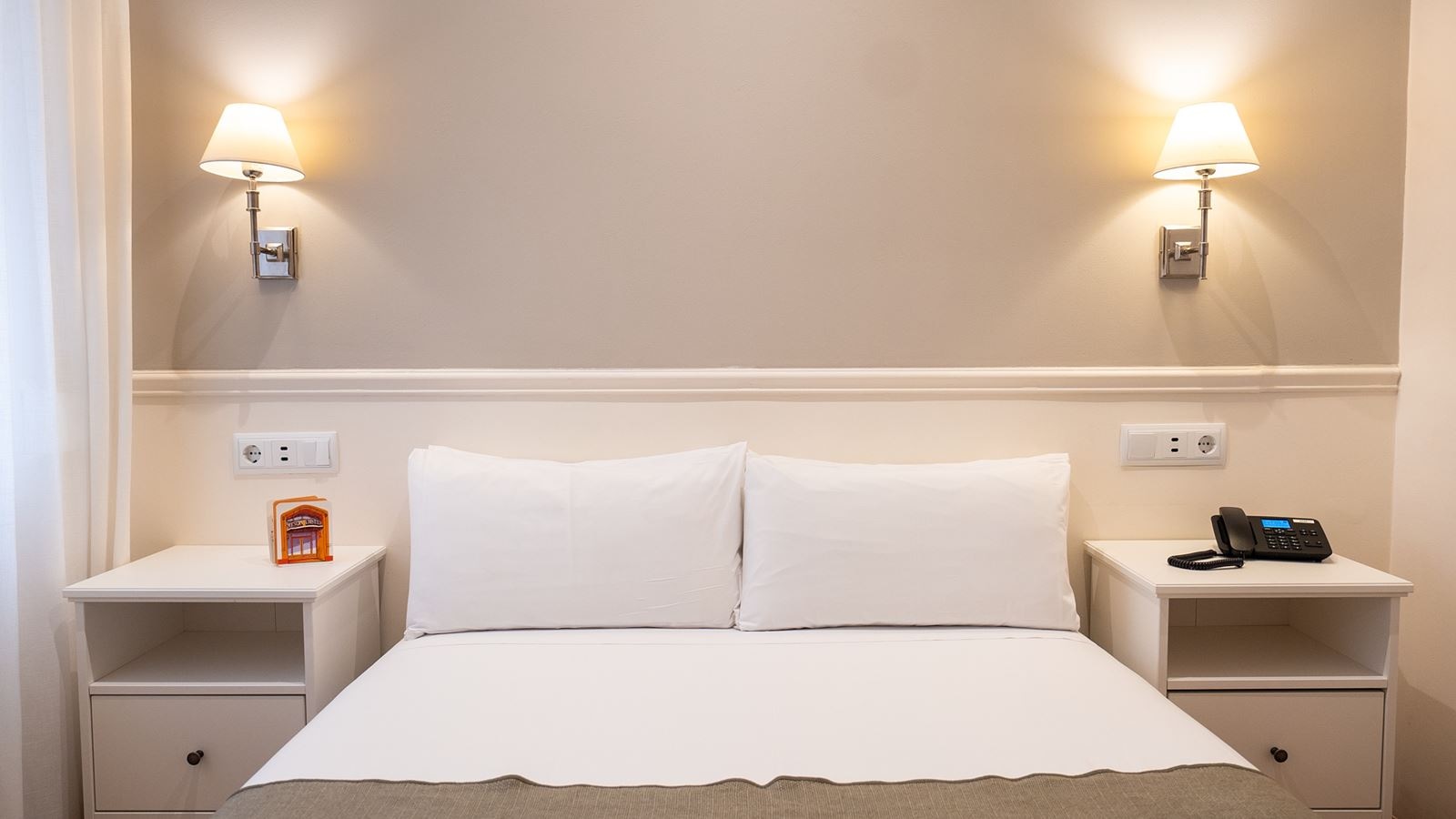 rooms-double-standard-room