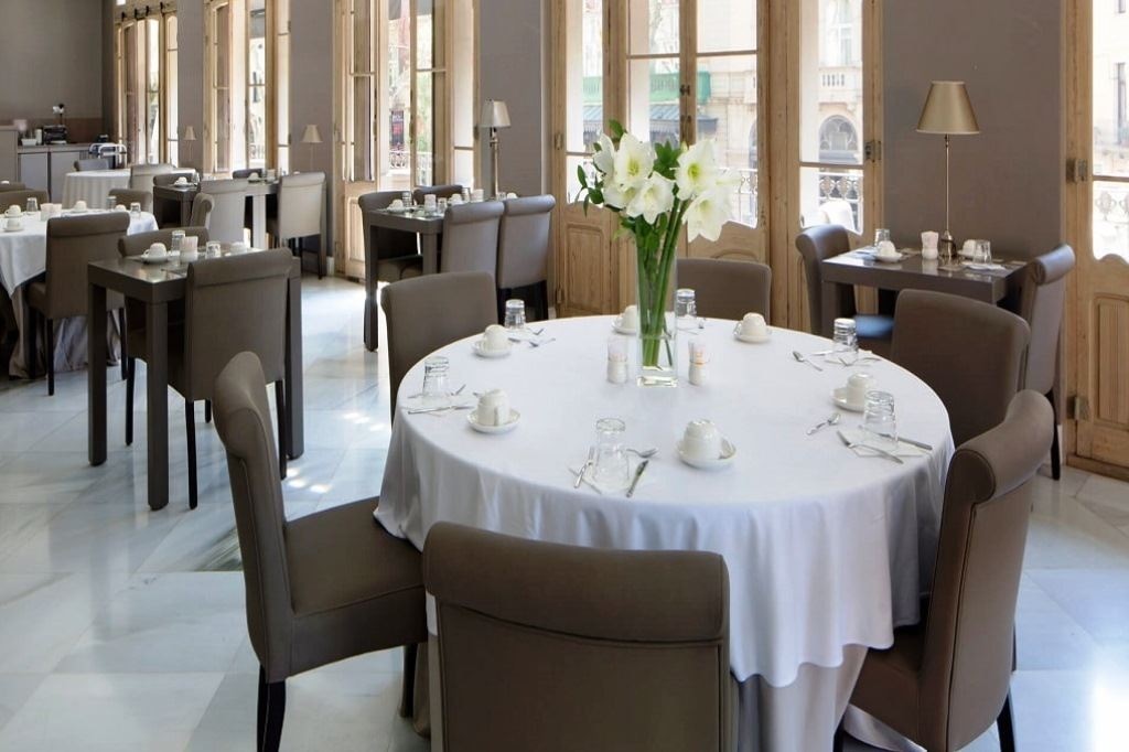 restaurants-зал-для-завтраков