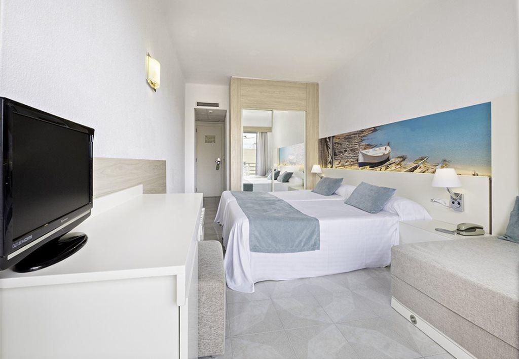 rooms-double-premium-room-seaview-balcony-or-terrace