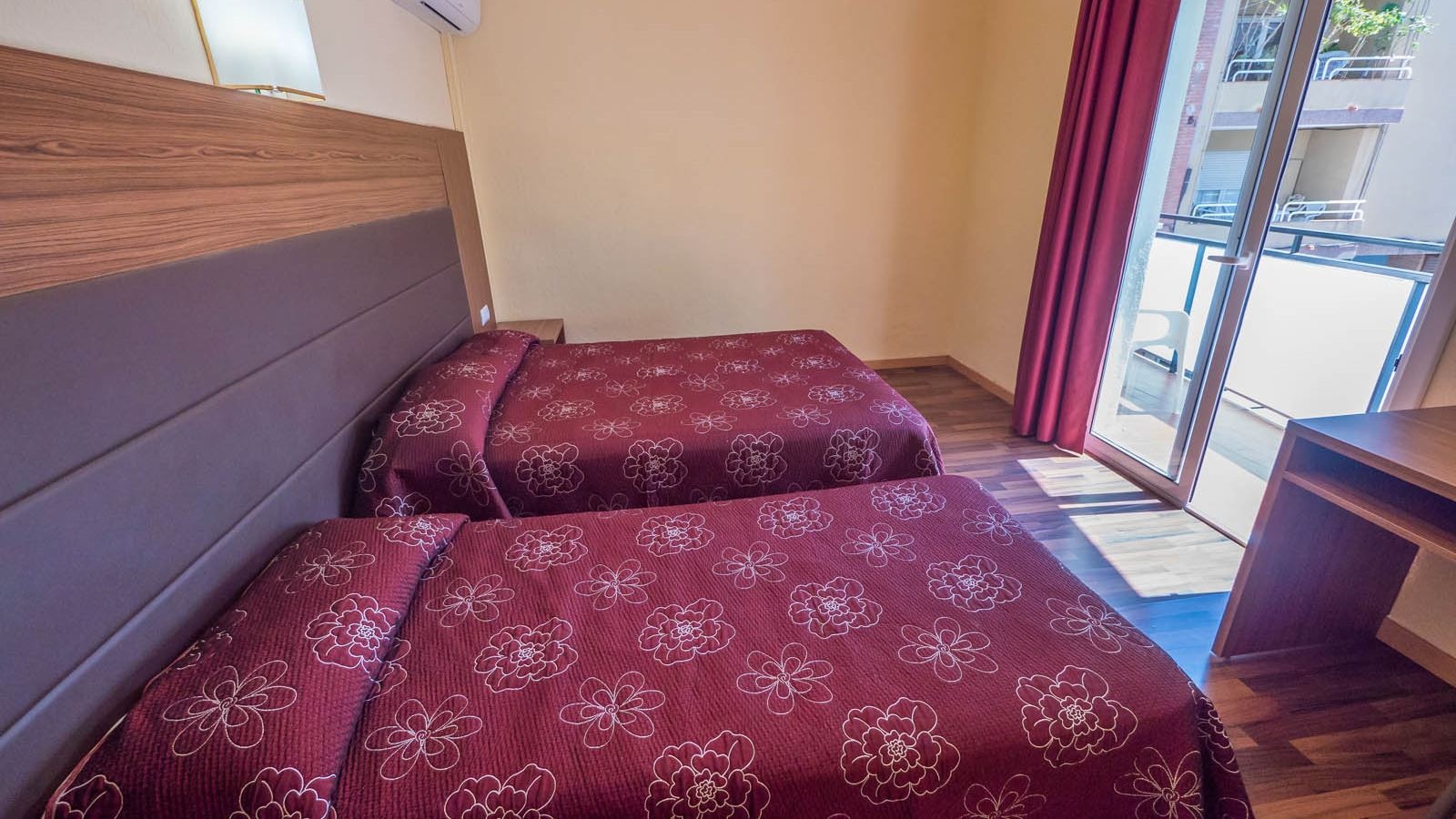 rooms-standard-double-room