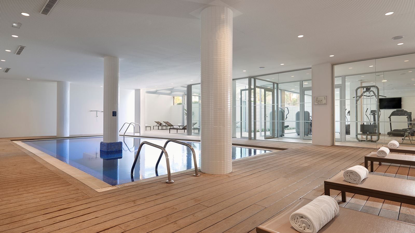 pools-indoor-pool