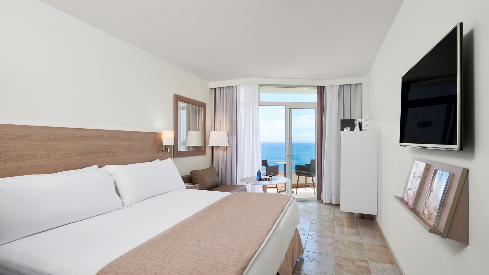 rooms-double-melia-frontal-sea-view-balcony-or-terrace
