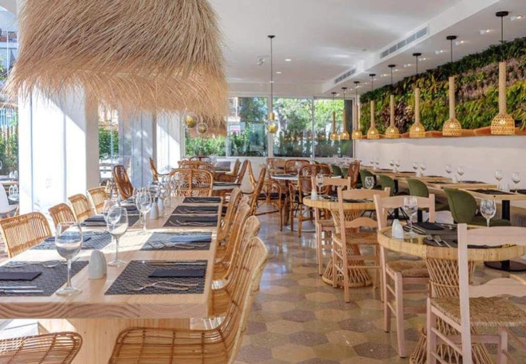 restaurants-restaurant