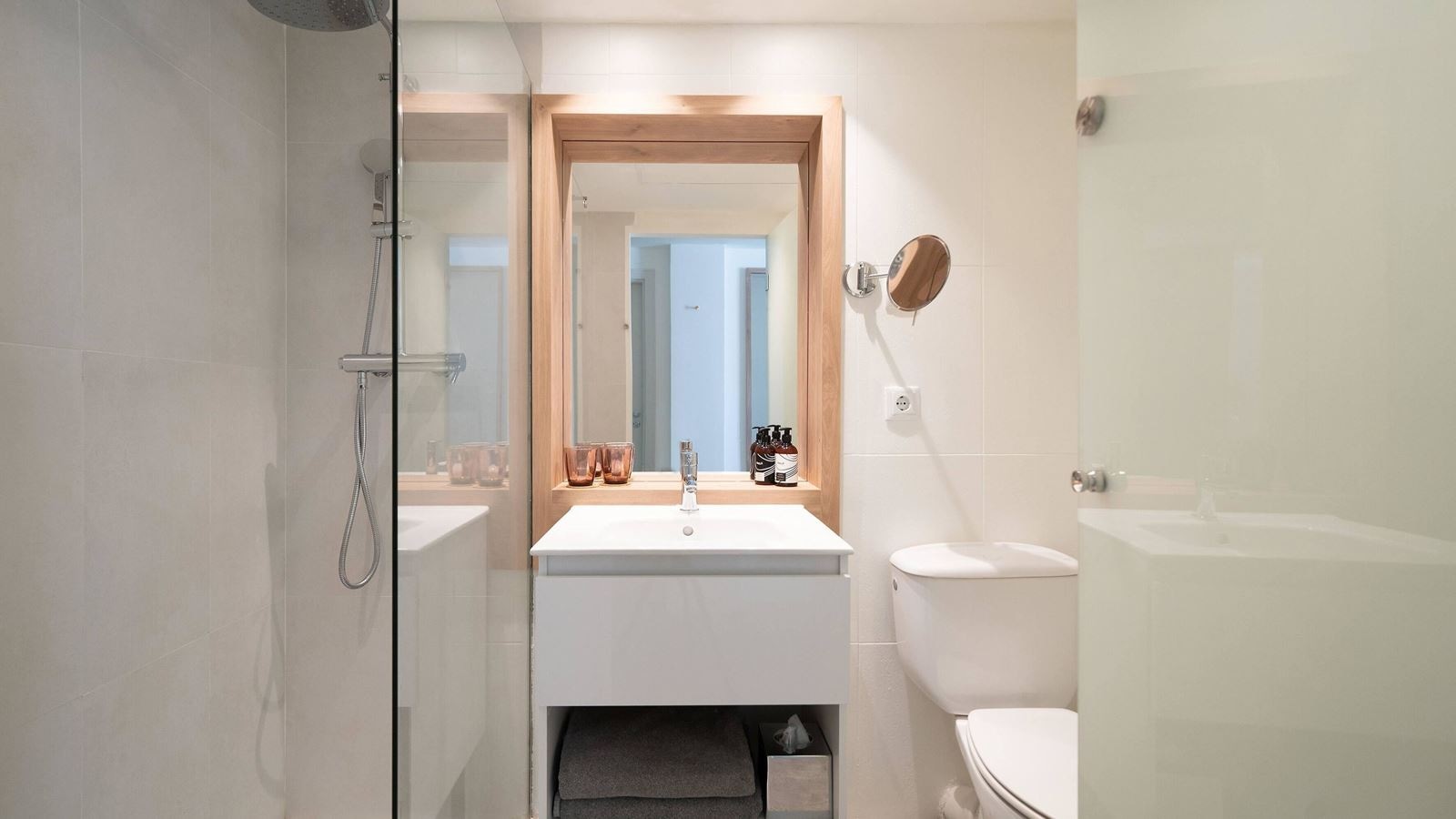 rooms-the-loft-sea-view