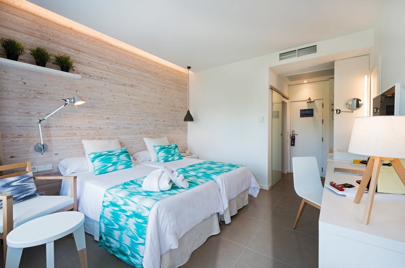 rooms-double-single-use