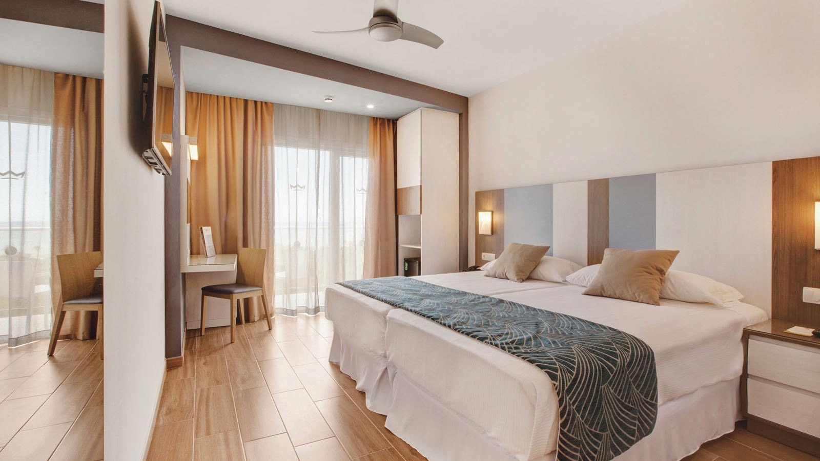 rooms-double-standard