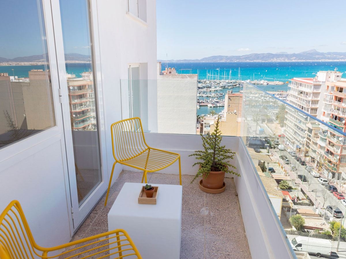 rooms-room-double-balcony-or-terrace