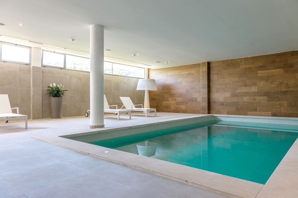 pools-indoor-pool