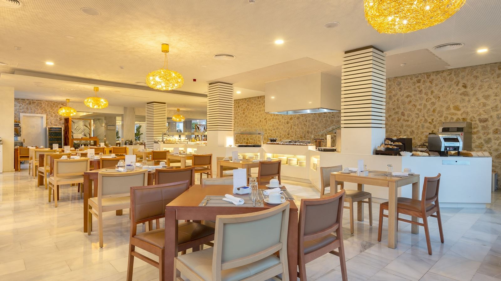 restaurants-main-restaurant