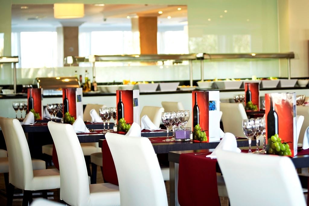 restaurants-main-restaurant