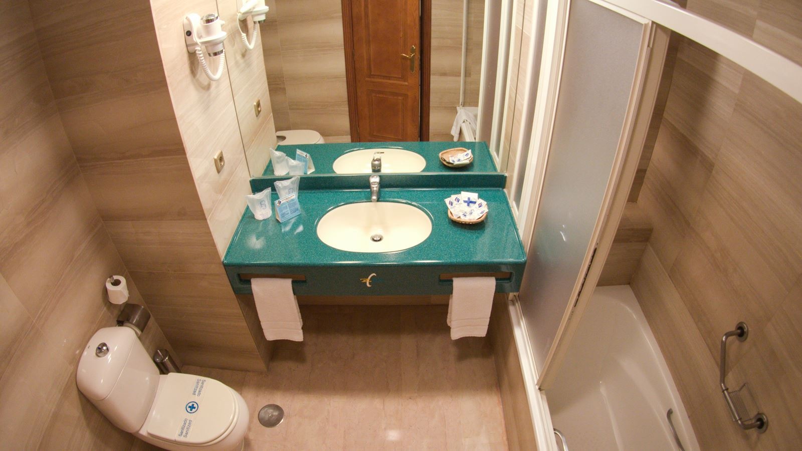 rooms-double-standard-room