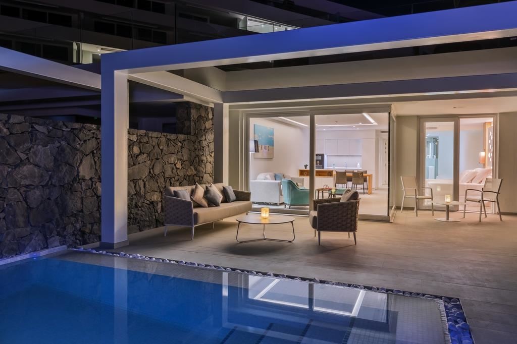 rooms-deluxe-suite-2-bedrooms-with-private-pool