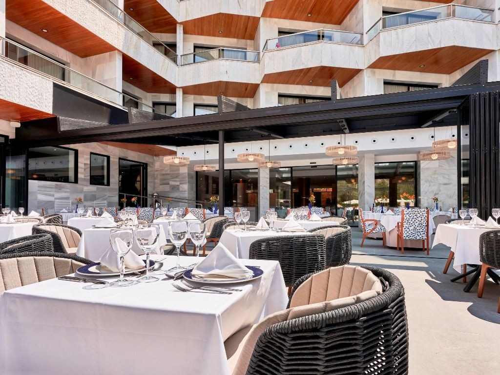 restaurants-restaurants