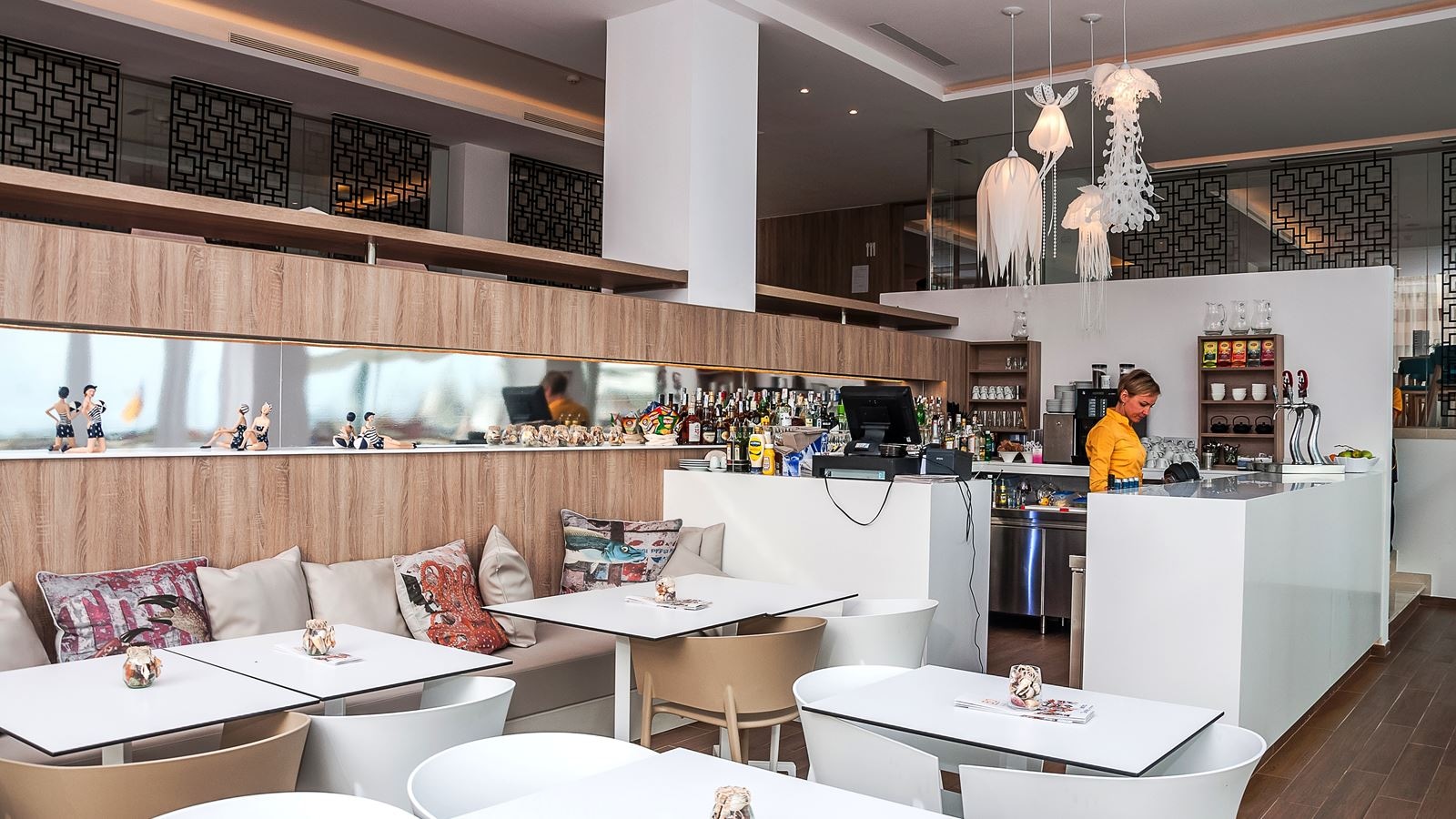 bars-snack-bar-terrace