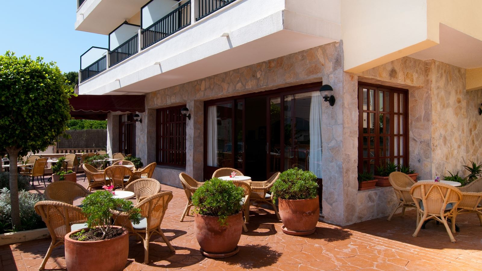 general-main-building