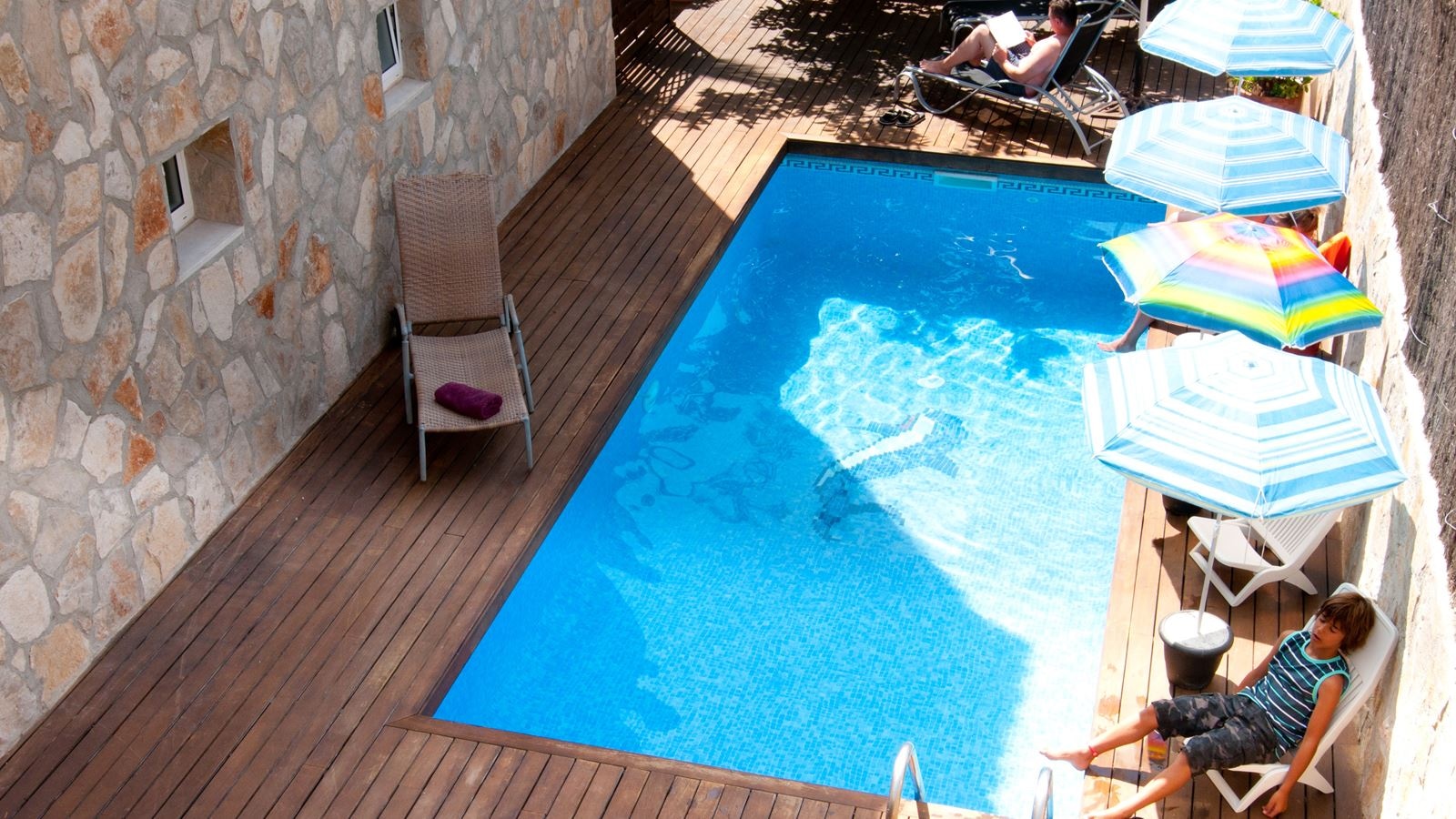 pools-outdoor-pool