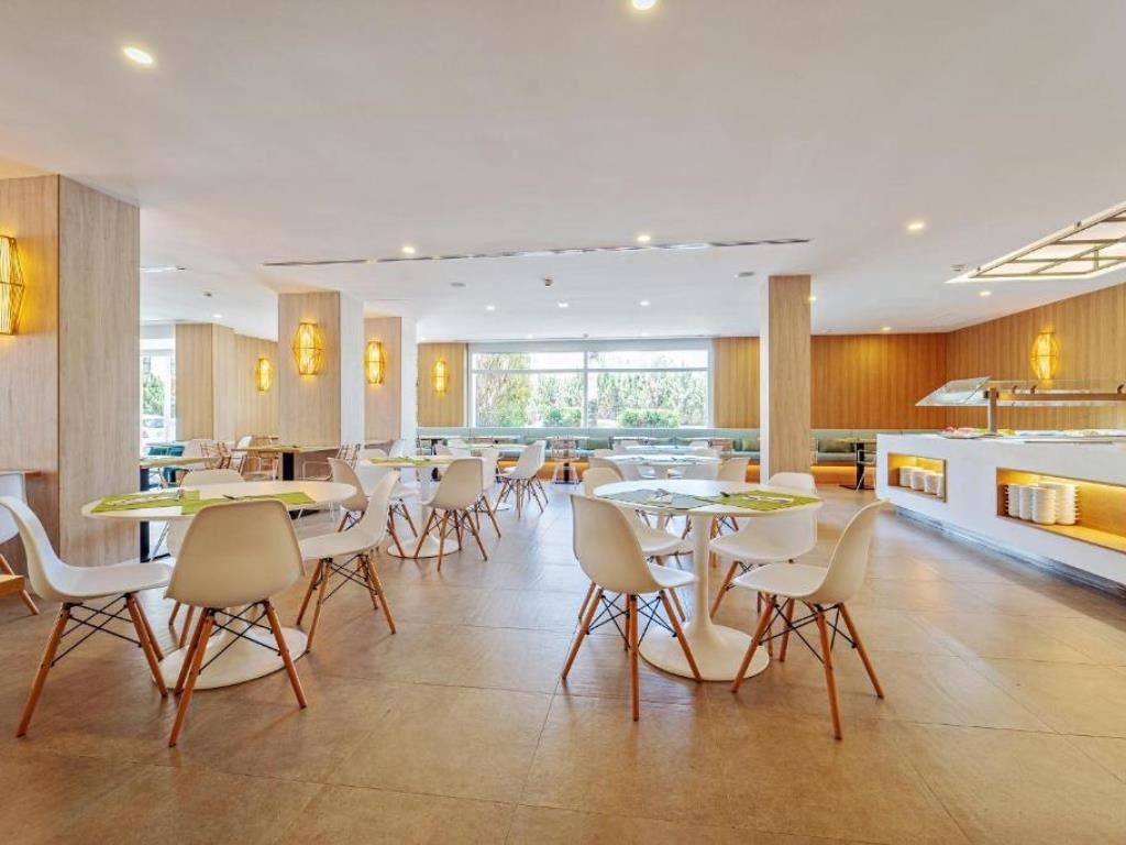 restaurants-restaurants